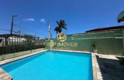 Ampla residência piscina e churrasqueira a 9 minutos da praia da enseada