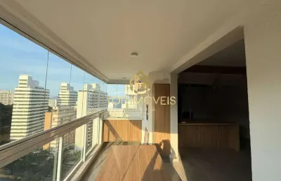 Apartamento de alto padrão de frente para o mar na praia das astúrias