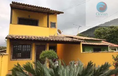 Ocean vende: jardim atlântico, casa duplex, 3 quartos sendo 2 suítes, 3 banheiros 1 social, quintal.