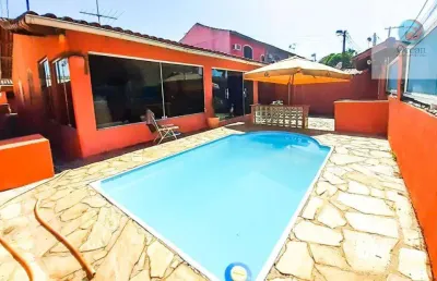 Ocean vende:  maricá, centro, casa 5 quartos sendo 1 suíte, piscina, churrasqueira, energia solar.