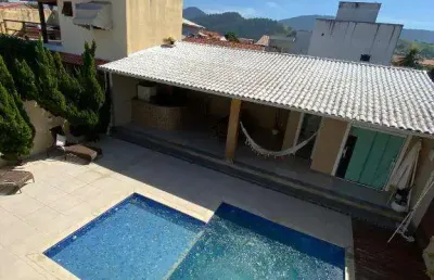 Ocean vende:  maricá, condomínio elisa lake & beach , casa 4 quartos(1suíte), área gourmet, piscina.