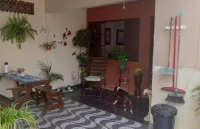 Ocean vende: niterói, maria paula, pequeno condomínio, casa 3 quartos, garagem,  banheiro social.