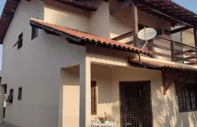 Ocean vende: niterói, itaipu, casa 3 quartos, sendo 1 suíte, varandão, garagem 4 carros.