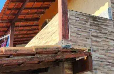 Ocean vende:  maricá , itaipuaçu, 2 casas, 3 quartos, 2 banheiros, churrasqueira, quintal.