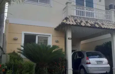 Ocean vende: maria paulo, casa condomínio,  3 quartos,  2banheiros, varanda, churrasqueira, armários