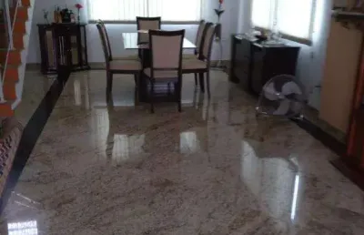 Ocean vende: itaipuaçu, barroco, casa 3quartos (2suítes), closet, piscina, área gourmet, placa solar