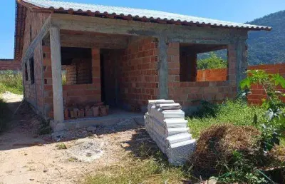 Ocean vende: itaipuaçu, terreno , obra inacabada, só a vista, obra já com telhado. terreno  480  m²