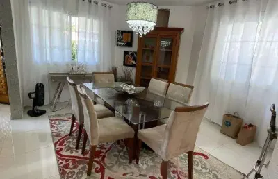 Ocean vende: maricá, condomínio, casa 4 quartos (1suíte/closet), armários, placa solar, edícula/ ban