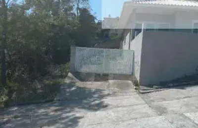 Ocean vende: flamengo, condomínio, casa, 2 quartos sendo 1 suíte, varanda
