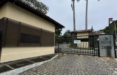 Ocean vende:  niterói, cond. village pendotiba, terreno 1.760 m² em um condomínio de alto padrão.