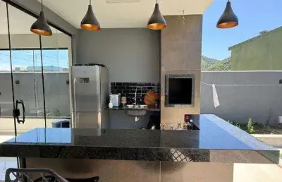 Ocean vende: maricá alphaville, casa 5 quartos(3suítes), área gourmet, piscina, sauna, sala cinema.
