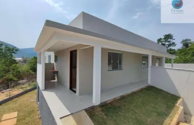 Ocean vende: maricá, são josé imbassai, casa 2 quartos, sendo 1 suíte, garagem, coz. americana.