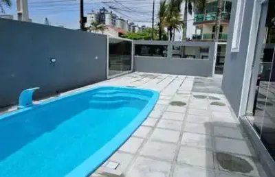 Com piscina/matinhos/mar á 01 quadra/mobiliado/70min/curitiba/r$ 780mil estudo t