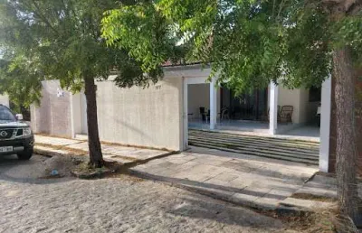 Casa com 4 dormitórios à venda, 426 m² por r$ 749.000,00 - itararé - campina grande/pb