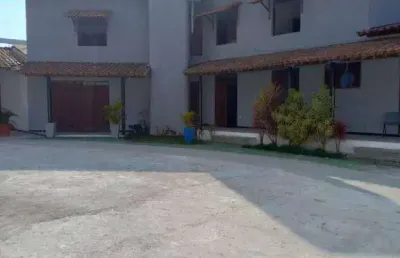 Casa com 5 dormitórios, 400 m² - venda por r$ 949.000,00 ou aluguel por r$ 8.500,00/mês - itararé - campina grande/pb