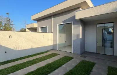 Casa térrea com piscina e 100 m²  balneário nereidas prox bavaresco