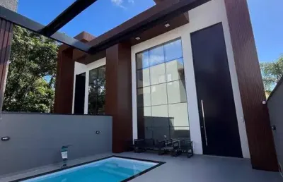 Casa nova alto padrão com piscina baln.estoril em guaratuba 3 quartos