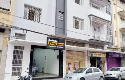 Apartamento na rua vereador euzebinho cabral - centro, governador valadares!