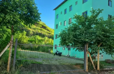 Apartamento à venda na Avenida B, Vale do Sol II, Governador Valadares