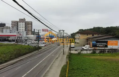 Terreno plano frente com 34 m e 980m2 em bom retiro, joinville/sc