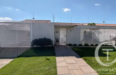Casa a venda no tropical: 1 suíte + 2 quartos, área gourmet e piscina