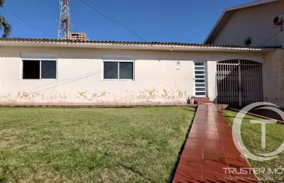 Casa comercial à venda no centro, 195 m²,  6 salas: r$ 1.390.000,00