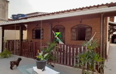 Casa à venda em casimiro de abreu-rj, barra de são joão, 3 quartos, 2 banheiros, 360m².