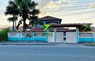 Casa de praia em área comercial, no bairro jardim campomar, em rio das ostras.