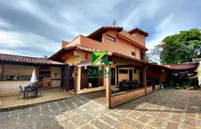 Casa à venda em rio das ostras-rj, jardim campomar: 4 quartos, 1 suíte, 1 sala, 1 banheiro, 4 vagas, 210m².