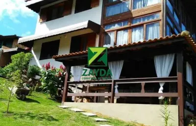 Casa à venda em são pedro da serra, nova friburgo-rj, com 4 quartos, 2 suítes, 3 salas, 4 banheiros e 300m².