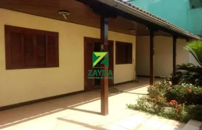 Casa à venda na vila nova - barra de são joão - casimiro de abreu-rj  3 quartos, 2 suítes, piscina  financiamento caixa - use o fgts