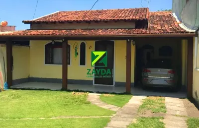 Casa com 02 quartos e quintal, na praia do centro de barra de são joão.
