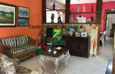 Casa à venda em casimiro de abreu-rj, bairro peixe dourado ii - barra de são joão: 3 quartos, 2 suítes, 1 sala, 3 banheiros, 12 vagas, 250 m².