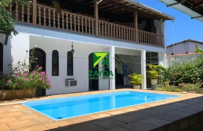 Casa de luxo à venda em barra de são joão - casimiro de abreu-rj: 4 quartos, 2 suítes, 2 salas, 4 banheiros, 3 vagas de garagem, 342 m².