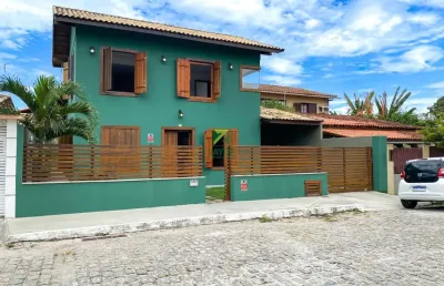 Imperdível oportunidade de compra: casa à venda em casimiro de abreu-rj, barra de são joão, com 3 quartos, 1 suíte, 2 salas, 3 banheiros, 3 vagas e 163m².