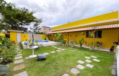 Casa à venda em casimiro de abreu-rj, bairro peixe dourado ii - barra de são joão! 3 quartos, 1 suíte, 2 salas, 3 banheiros, 2 vagas, 110m².