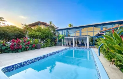 Casa à venda em casimiro de abreu-rj, jardim prata - barra de são joão: 5 quartos, 4 suítes, 2 salas, 8 banheiros, 3 vagas, 380m².