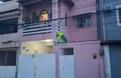 Casa comercial à venda em rio das ostras-rj, 5 quartos, 3 salas, 2 vagas de garagem no nova aliança.