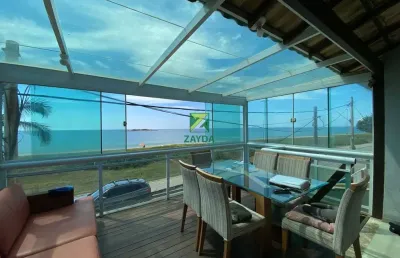 Imperdível casa duplex à beira mar com 2 suítes no centro de barra de são joão-rj