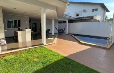 Casa de condomínio à venda, sendo 4 suítes de 432,00 m² no jardins florença