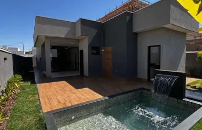 Oportunidade casa térrea à venda com 3 suítes em condomínio de 156,21m².