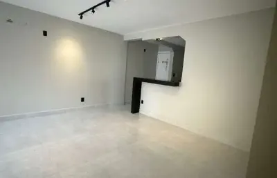 Apartamento muito bem localizado, 3 quartos sendo 1 suíte com closet de 106,00m²