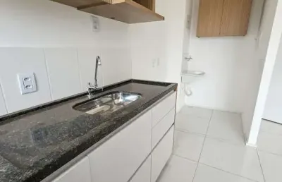 Apartamento 2 quartos com armário, parque amazônia.