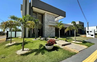 Casa em condominio a venda com 4 suites  com 259,81 m²