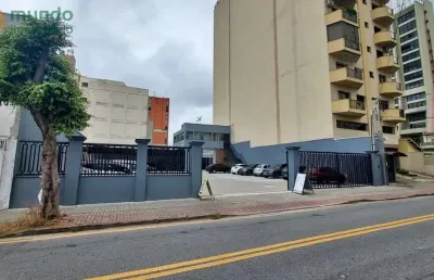 Ponto comercial para alugar na Rua Francisco de Barros, 31, Centro, Taubaté