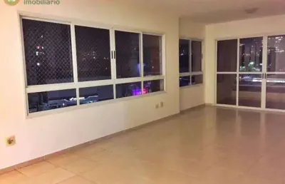 Apartamento com 4 quartos à venda na Praça Oito de Maio, 54, Centro, Taubaté