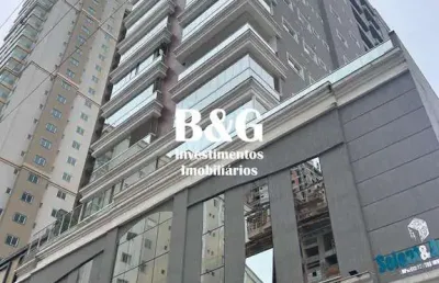 Apartamento com 3 suítes, na área central da meia praia. pronto para morar!