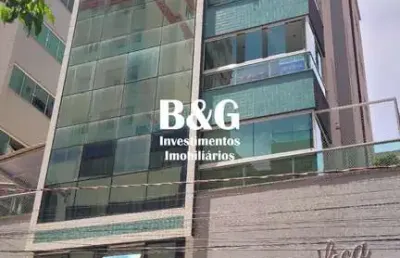 Apartamento 3 suítes mobiliado no coração da meia praia.
