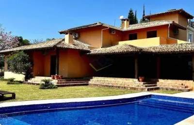 Linda casa com mais de 1.000m² de terreno no condomínio gênesis 1 alphaville