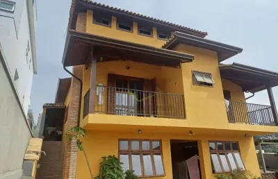 Sobrado com 3 dormitórios à venda, 282 m² por r$ 1.890.000,00 - parque dos lagos - mogi das cruzes/sp